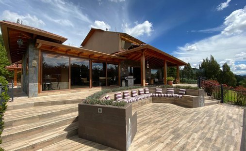 House in Tutupali Grande, Azuay, Ecuador 1