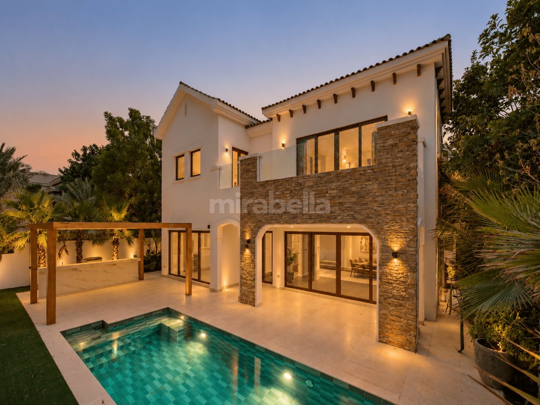 Villa in Jumeirah Golf Estates, Dubai, United Arab Emirates 2 - 19155989