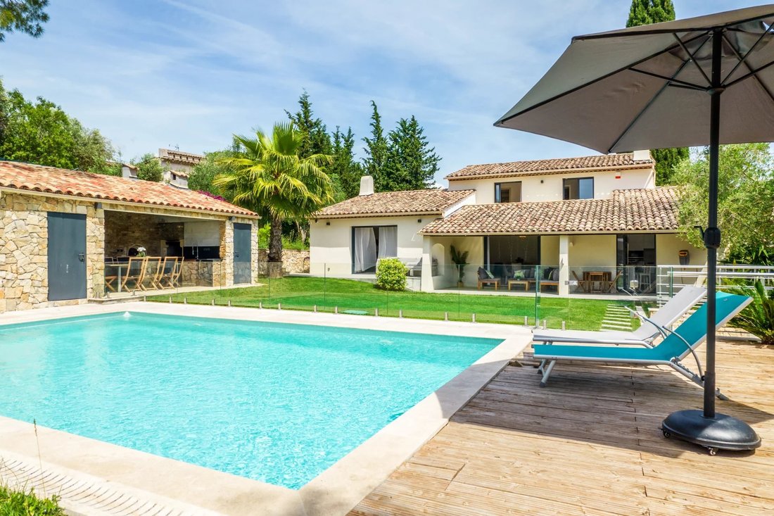 Villa à Mougins, Provence-Alpes-Côte d'Azur, France 1 - 17851634