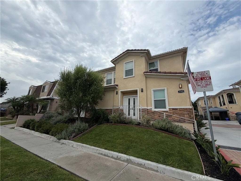 Condominio a Huntington Beach, California, Stati Uniti 2 - 19163853