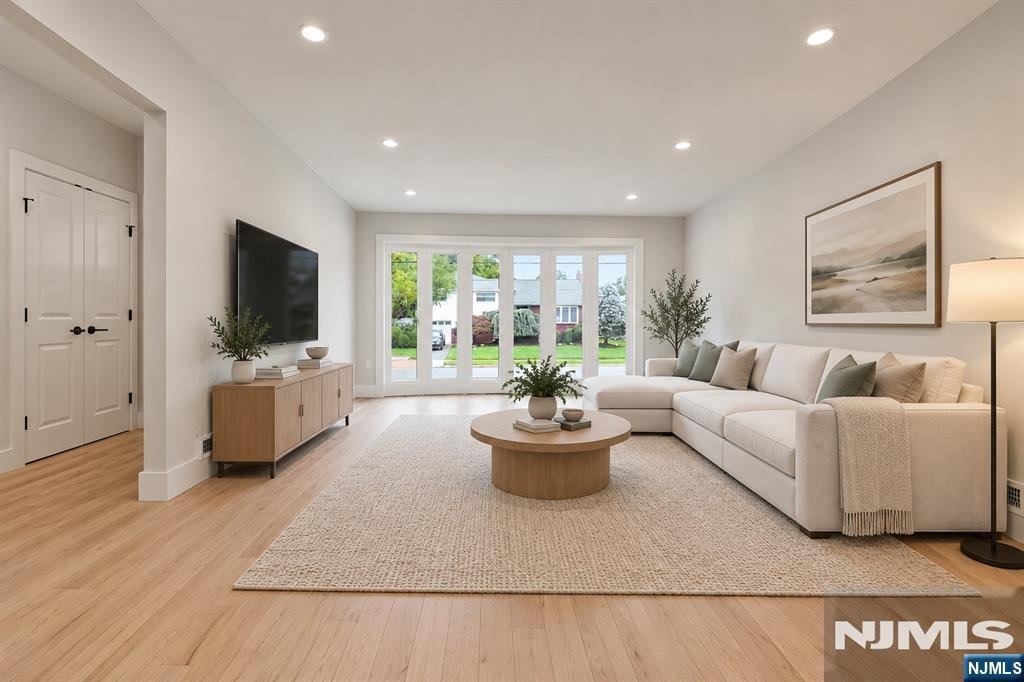 House in Oradell, New Jersey, United States 2 - 19160891