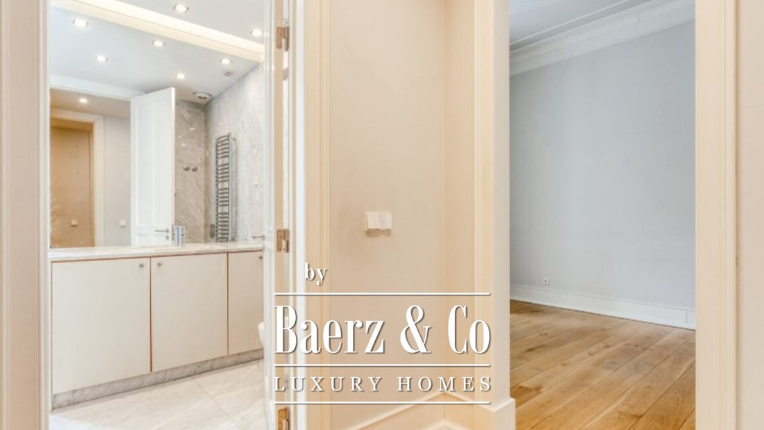 Apartment in Estrela, Lisbon, Portugal 5 - 19125617
