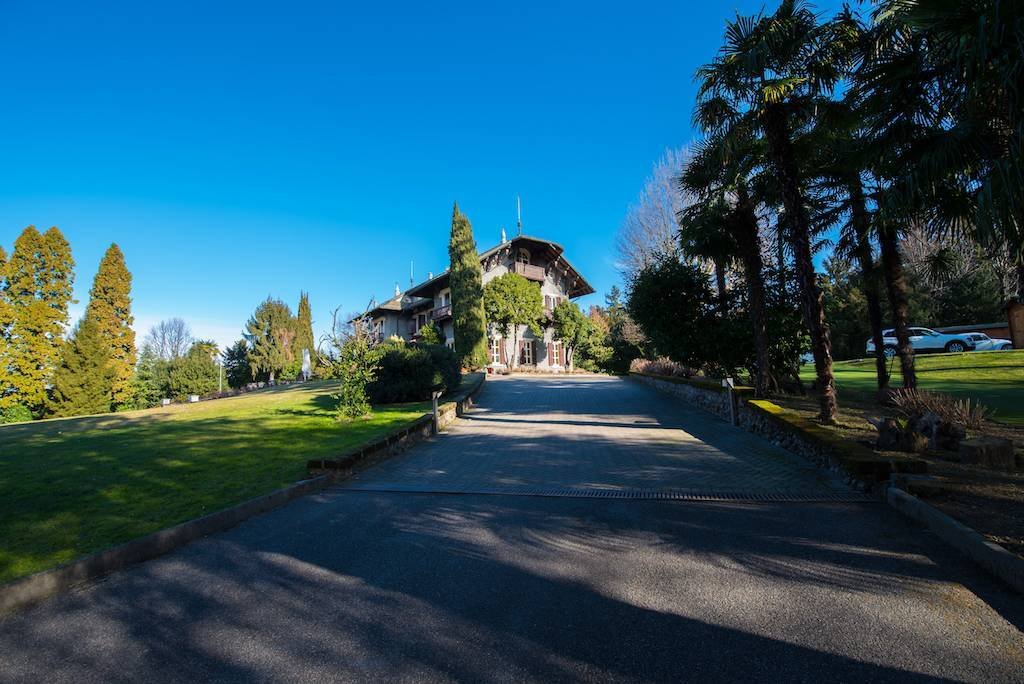 Villa in Besana in Brianza, Lombardy, Italy 3 - 19165589