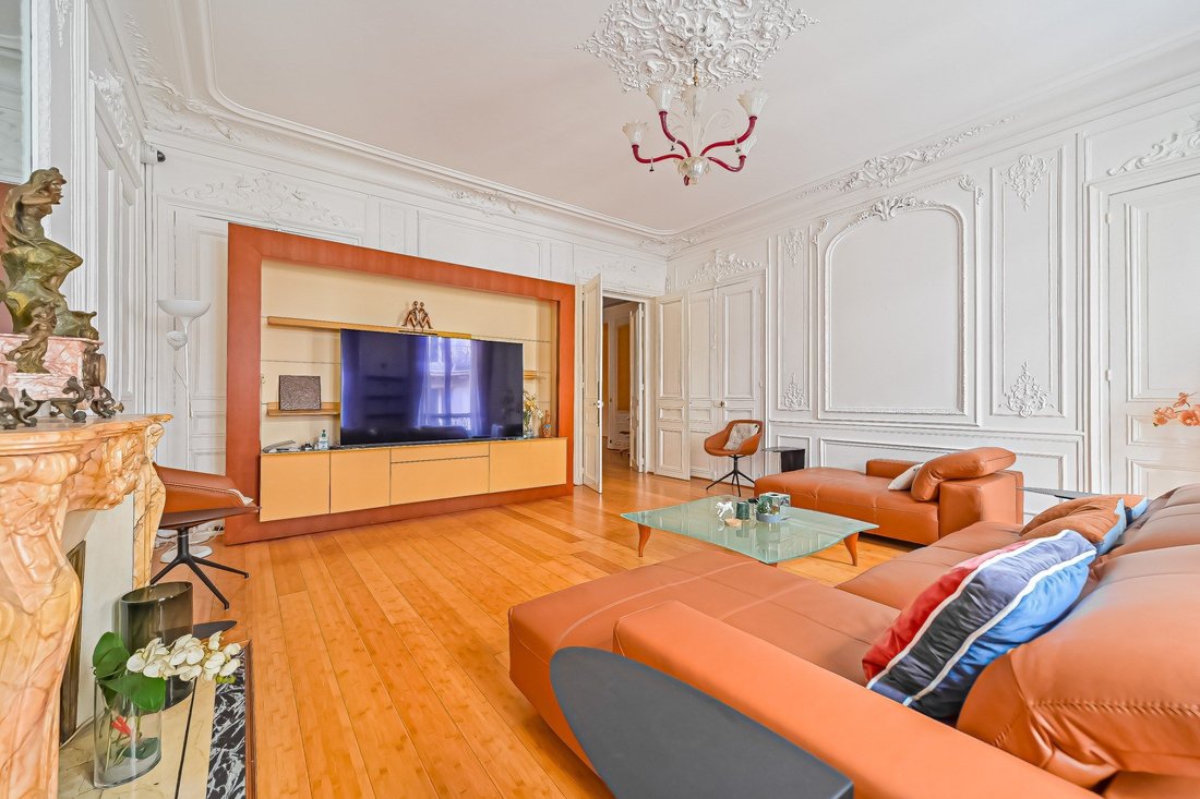 Appartement à Saint Philippe du Roule, Paris 8e Arrondissement, Paris 4 - 19163671