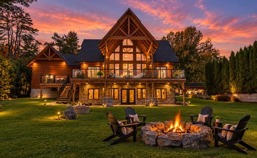 House in Severn, Ontario, Canada 1
