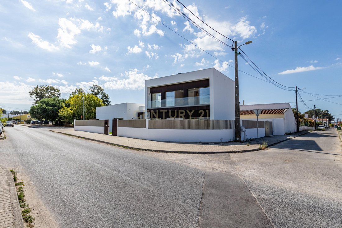 Villa in Azeitao (Sao Lourenco e Sao Simao), Setubal, Portugal 1 - 19164381