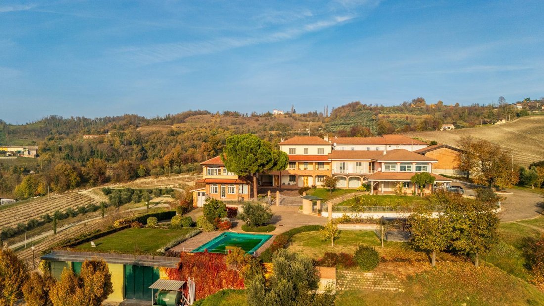 Villa a Grazzano Badoglio, Piemonte, Italia 2 - 19165636