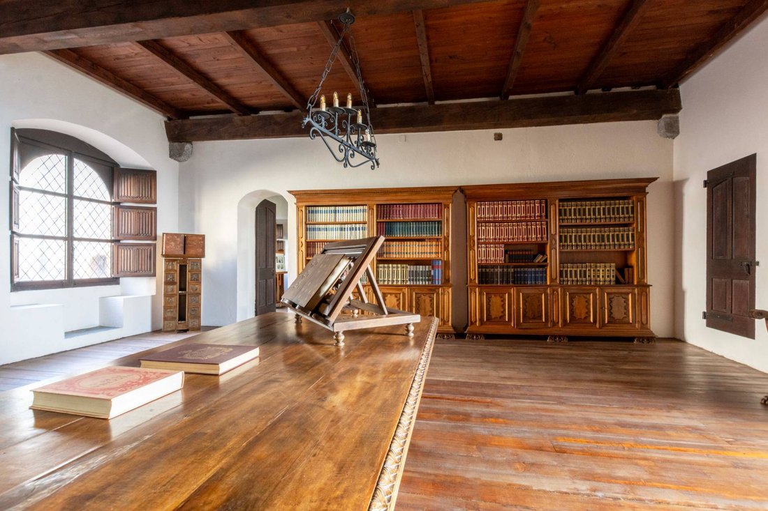 Villa in Montalto Dora, Piedmont, Italy 4 - 19165613