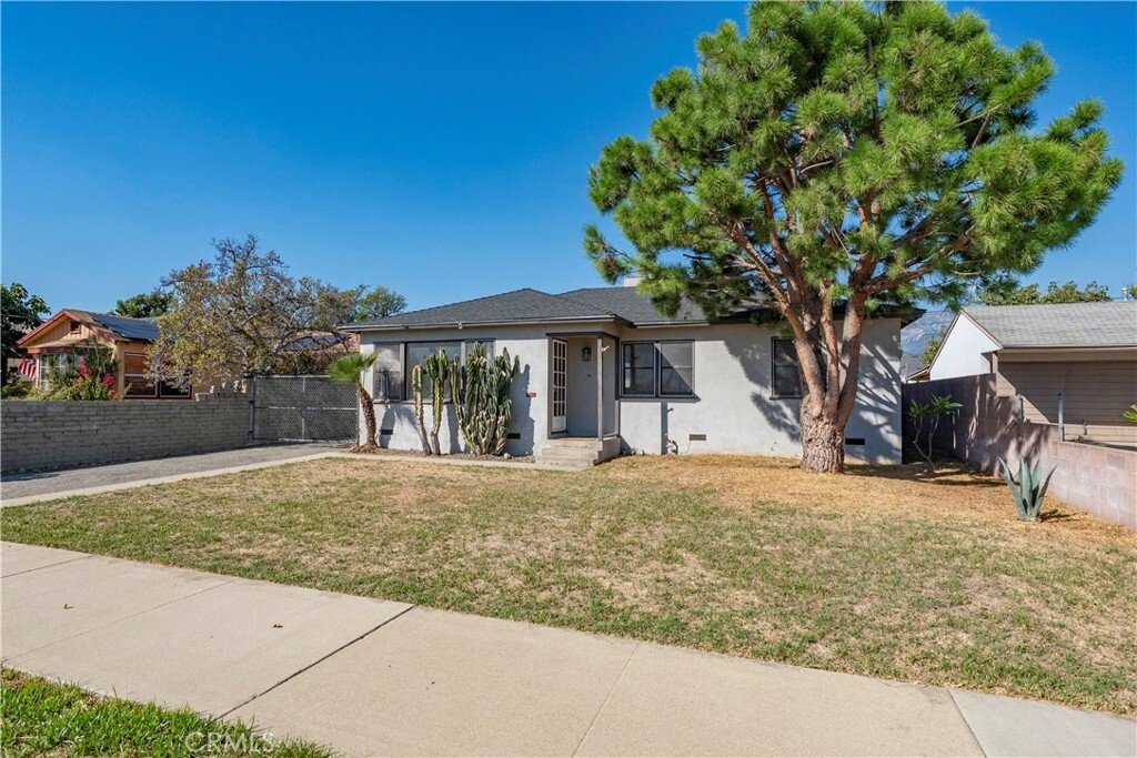 House in Upland, California, United States 3 - 19161828