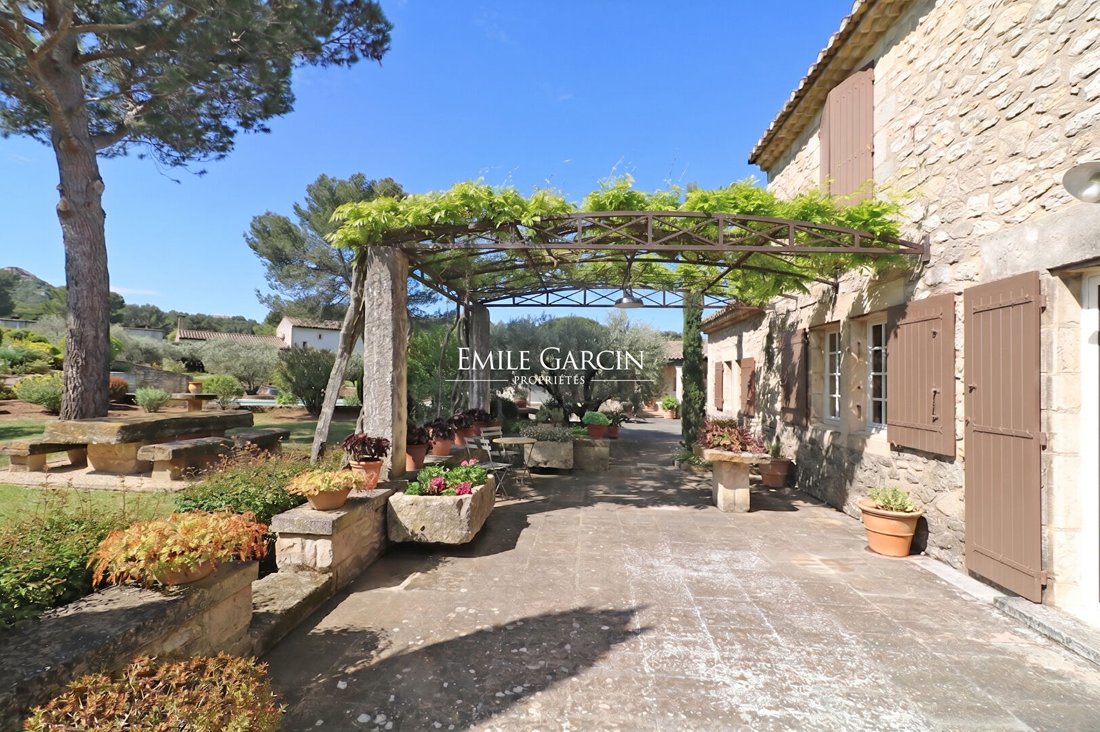 Villa a Saint-Remy-de-Provence, Provenza-Alpi-Costa Azzurra, Francia 3 - 19165216