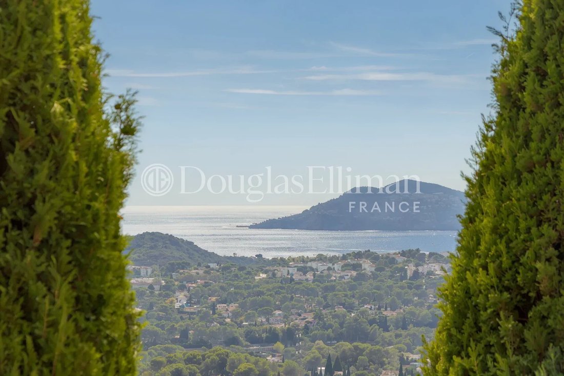 Appartement à Mougins, Provence-Alpes-Côte d'Azur, France 3 - 19161302