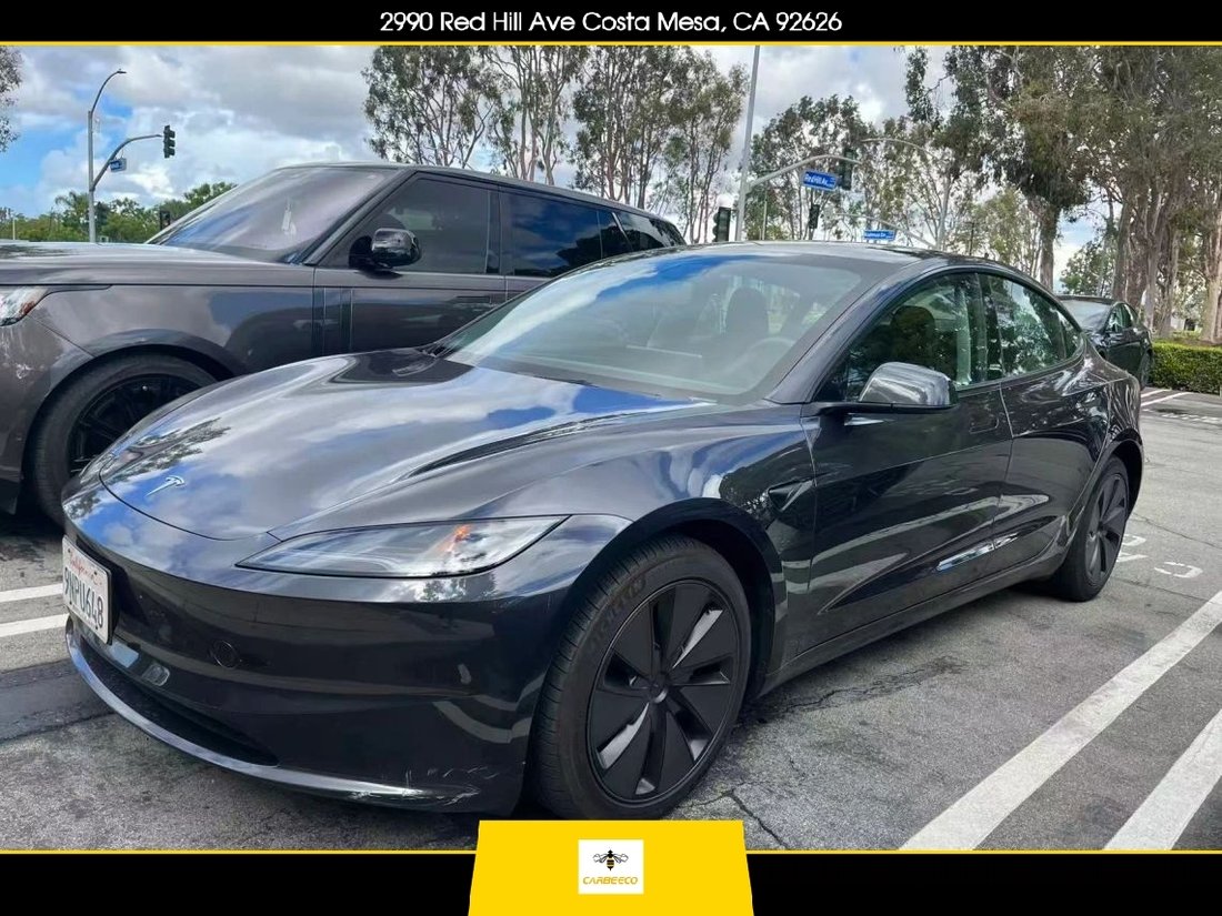 Sedan in Costa Mesa, CA, United States 1 - 19164999