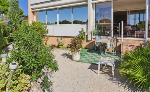 Appartamento a Centre Ville, Carqueiranne, Francia 1