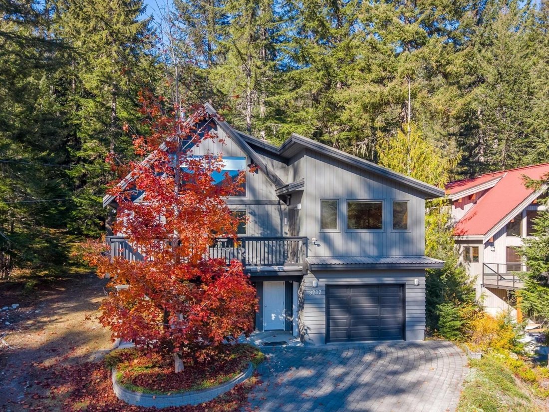 House in Whistler, British Columbia, Canada 1 - 19165614