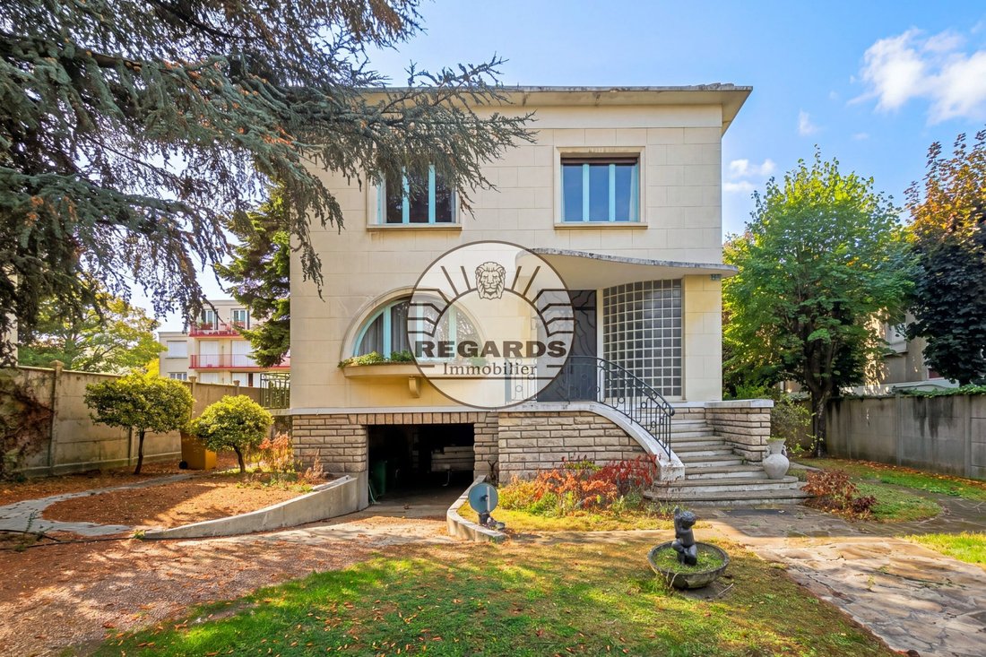 Maison à Les Pavillons-sous-Bois, Île-de-France, France 1 - 19165861