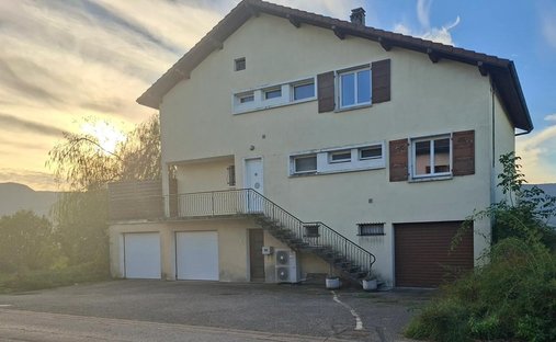 Casa en Challonges, Auvernia-Ródano-Alpes, Francia 1
