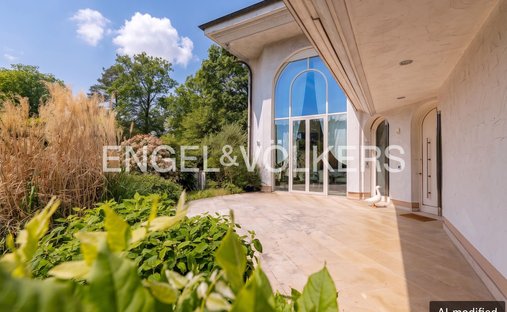 Villa in Neu-Isenburg, Hessen, Deutschland 1