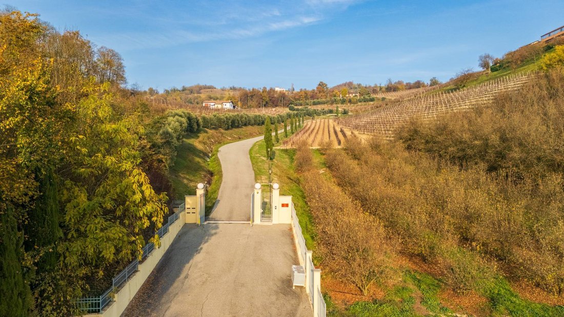 Villa a Grazzano Badoglio, Piemonte, Italia 5 - 19165636
