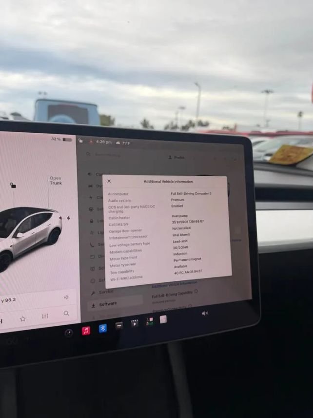 Suv in Costa Mesa, CA, United States 5 - 19165043