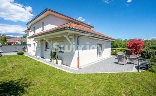 House in Crozet, Auvergne-Rhône-Alpes, France 1