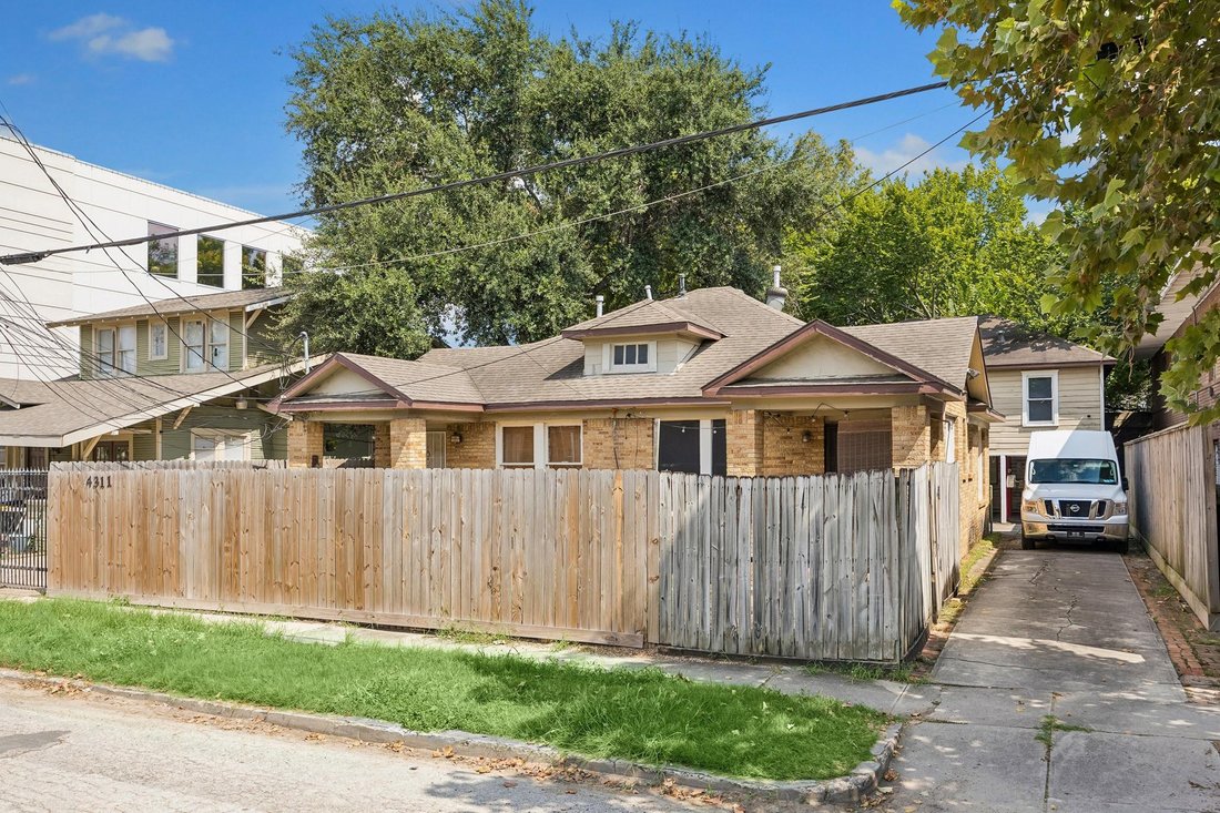 Houston, Texas, United States 4 - 19164113