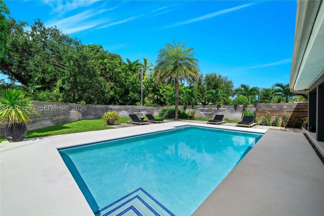 House in Miami, Florida, United States 3 - 19163492