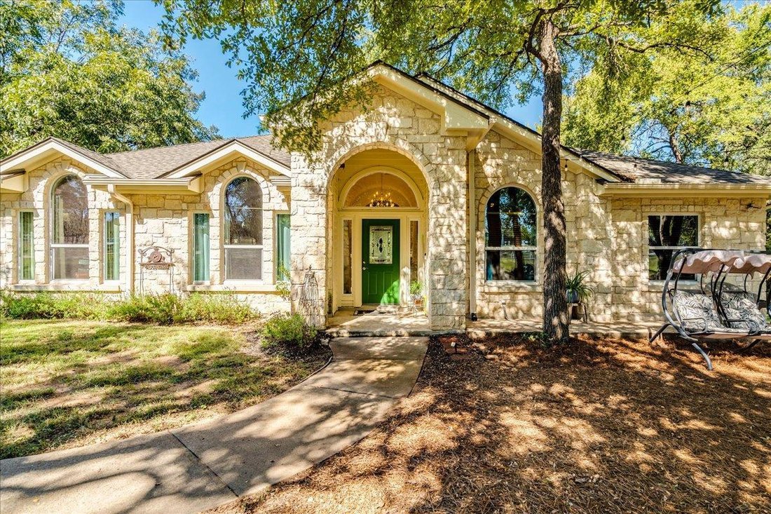 House in Liberty Hill, Texas, United States 2 - 19160425