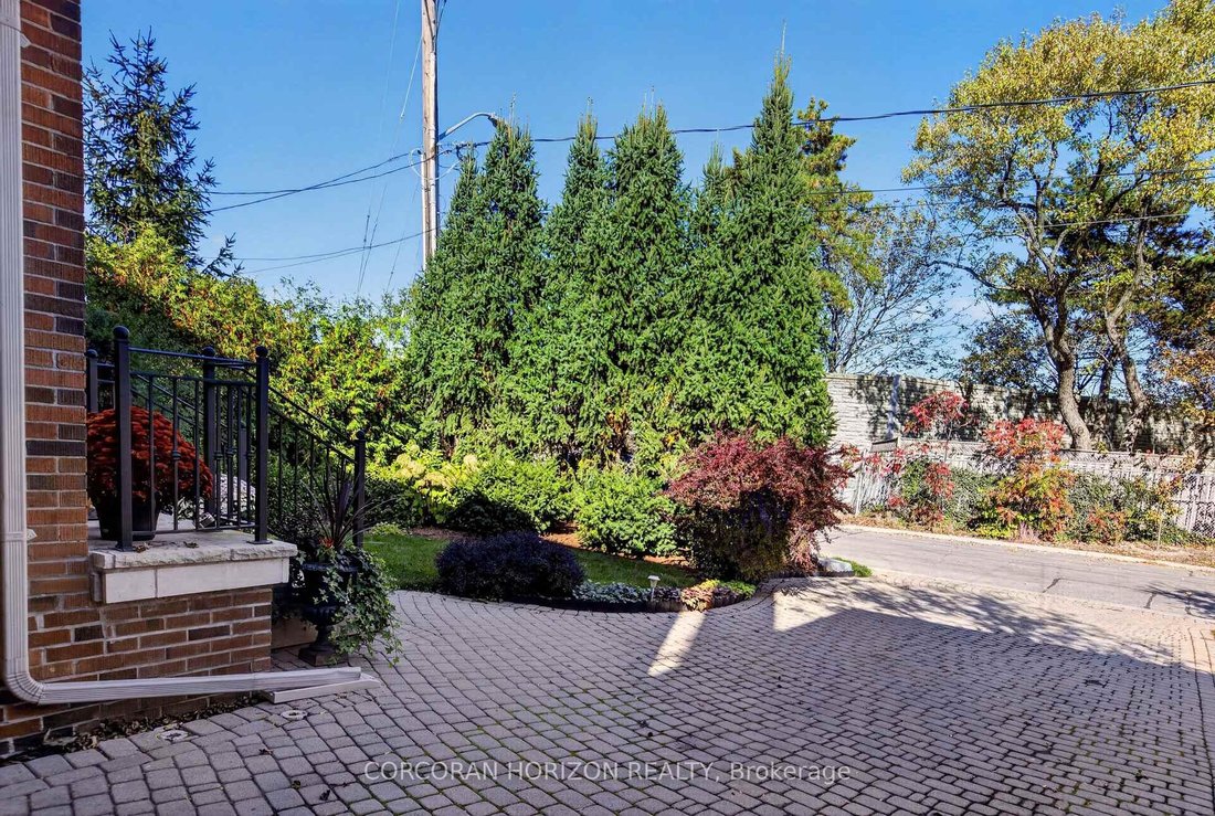 House in Toronto, Ontario, Canada 4 - 19162009