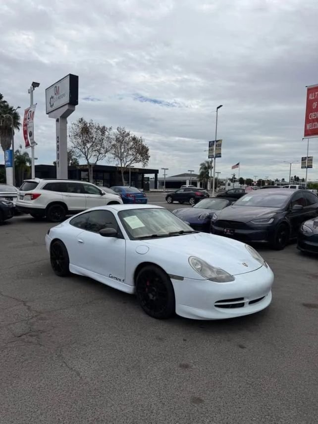 Coupe in Costa Mesa, CA, United States 2 - 19165028