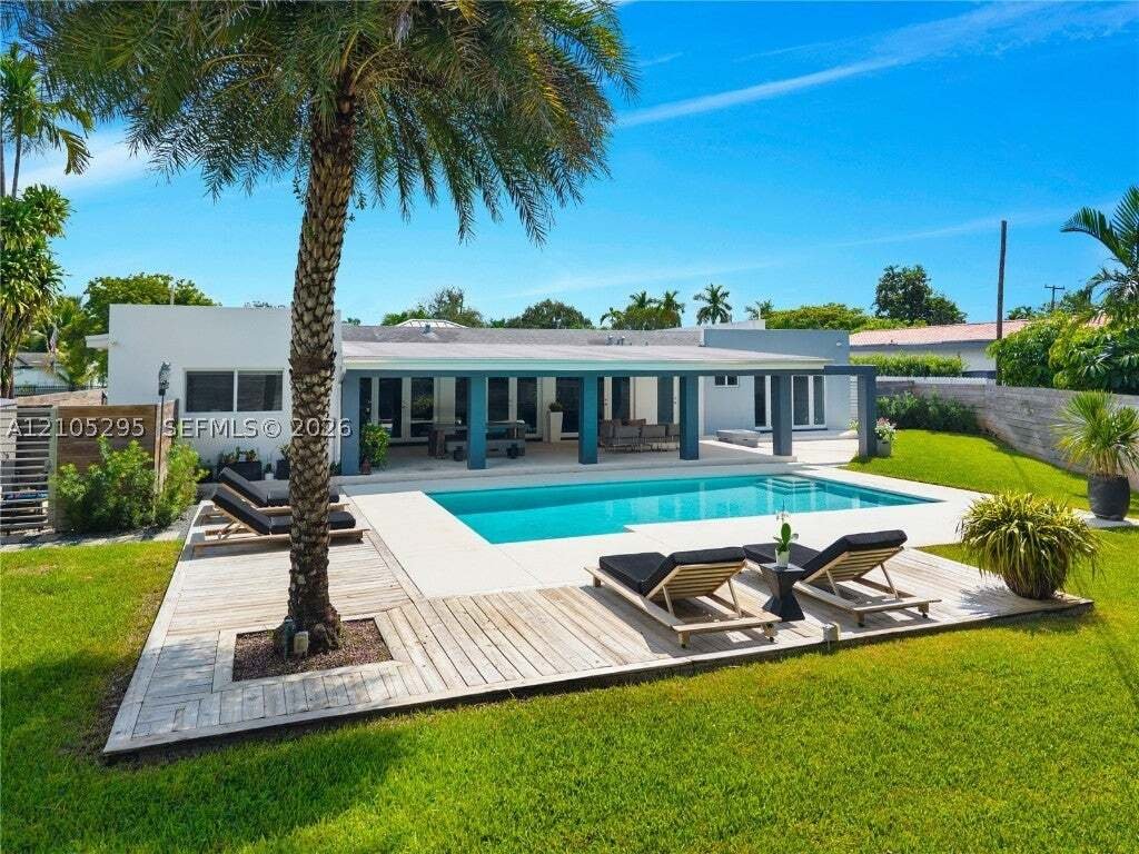 House in Miami, Florida, United States 1 - 19163492