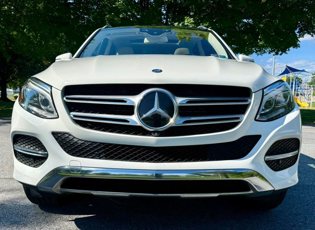 Suv in Middletown, PA, United States 2 - 19165112
