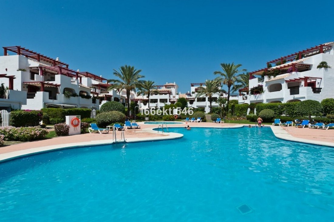 Apartamento en San Pedro Alcántara, Andalucía, España 2 - 19160929