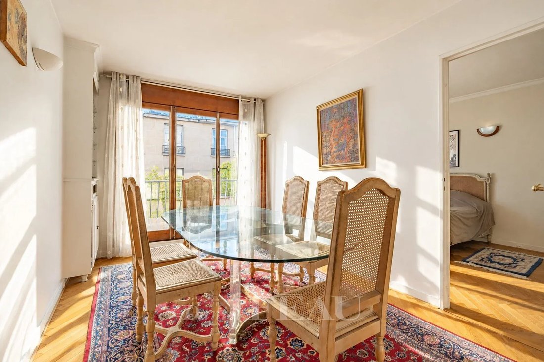 Apartment in Auteuil Sud, Paris 16e Arrondissement, Paris 5 - 19160464