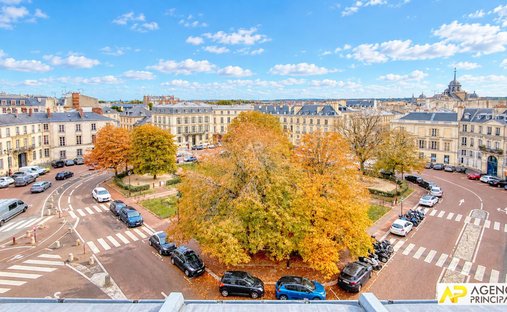 Appartement à Domaine National du Château, Versailles, France 1