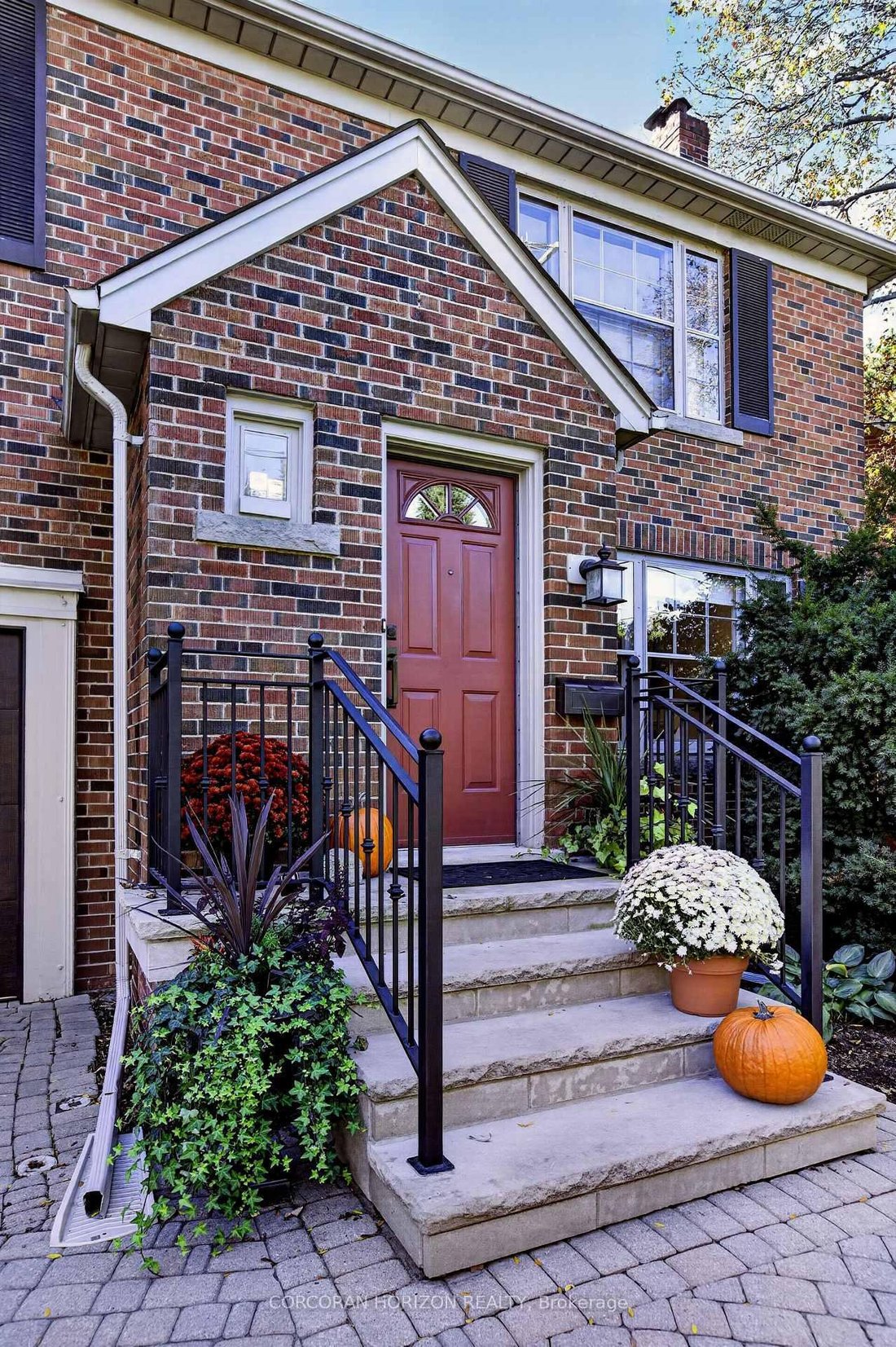 House in Toronto, Ontario, Canada 2 - 19162009