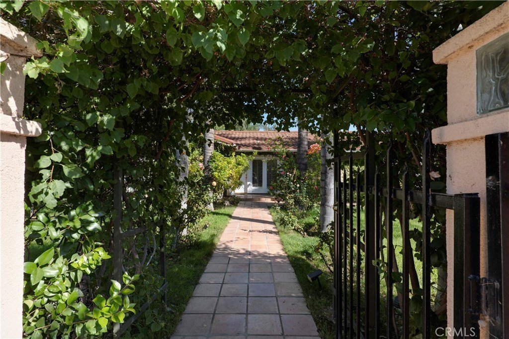 House in Los Angeles, California, United States 3 - 19165815