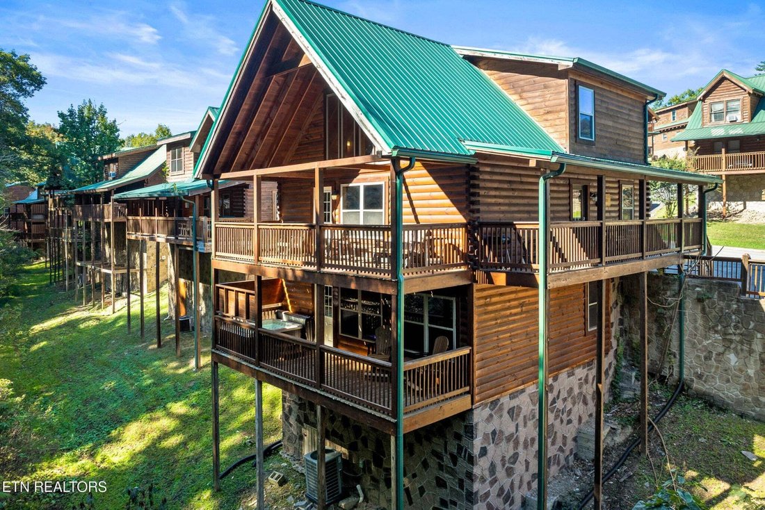 House in Pigeon Forge, Tennessee, United States 3 - 19160395