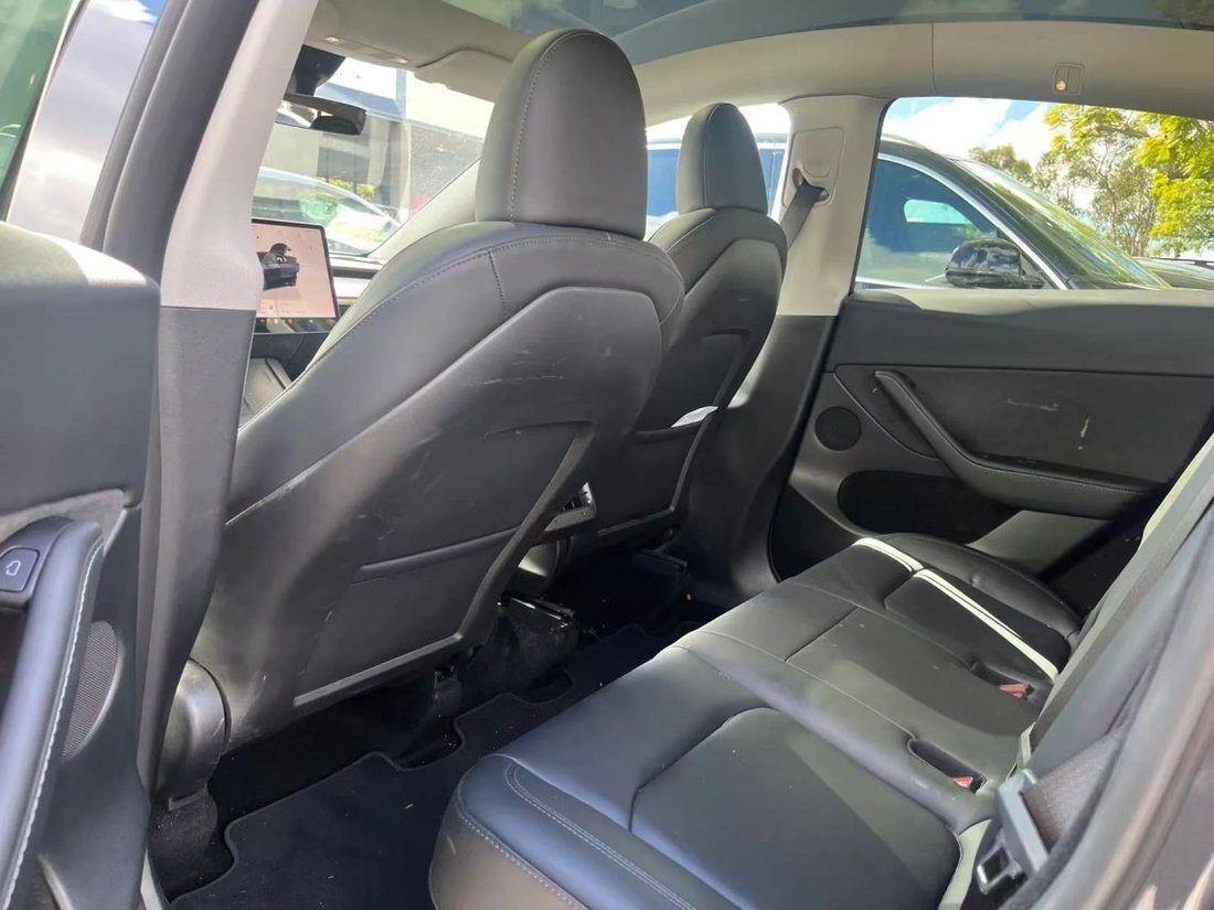 Suv in Costa Mesa, CA, United States 4 - 19165009