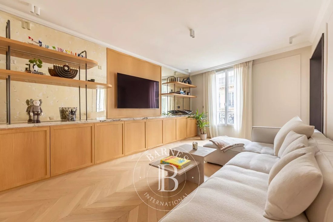 Apartment in Muette Nord, Paris 16e Arrondissement, Paris 1 - 19161273