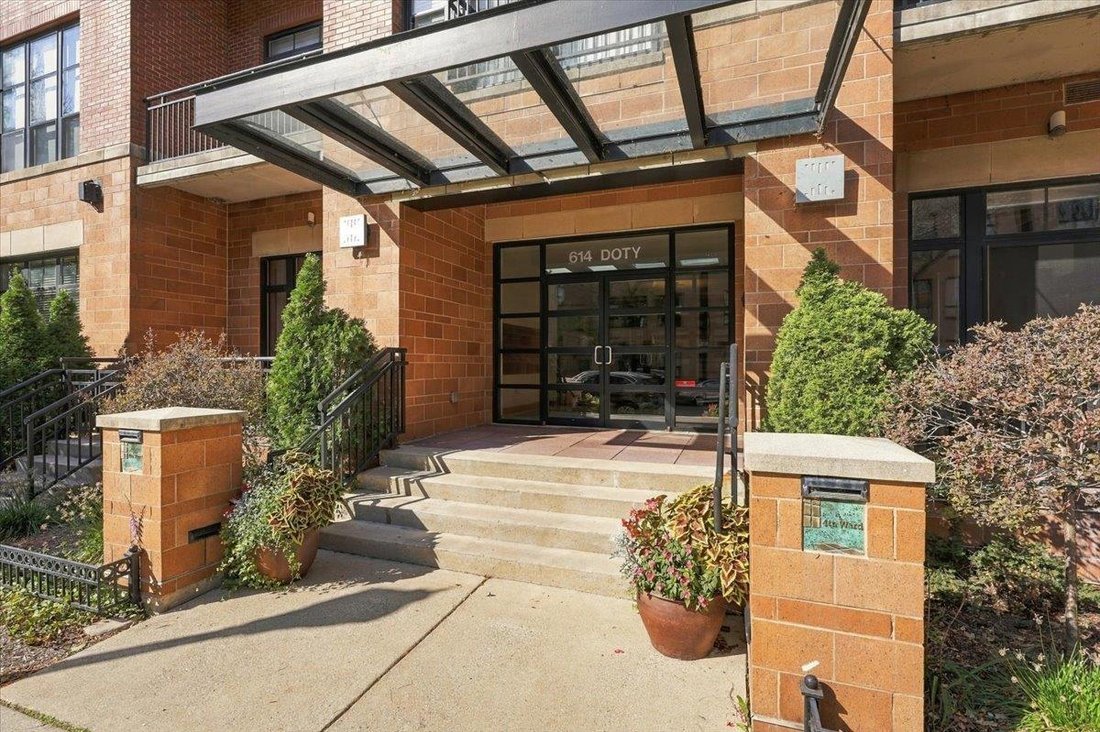 Condominio a Madison, Wisconsin, Stati Uniti 1 - 19160007