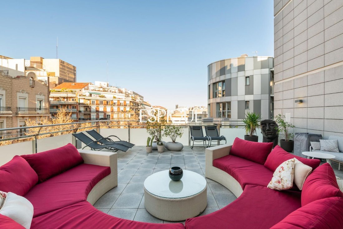Appartement à Eixample, Barcelone, Espagne 4 - 19159941