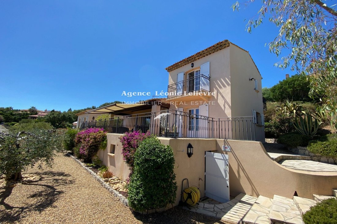 Villa in Les Issambres, Roquebrune-sur-Argens, France 3 - 19161034