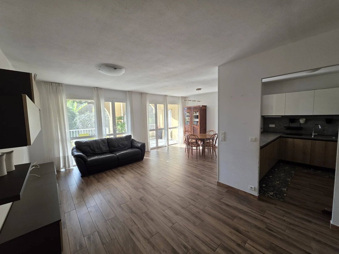 Apartamento en Menton, Provenza-Alpes-Costa Azul, Francia 3 - 16771176