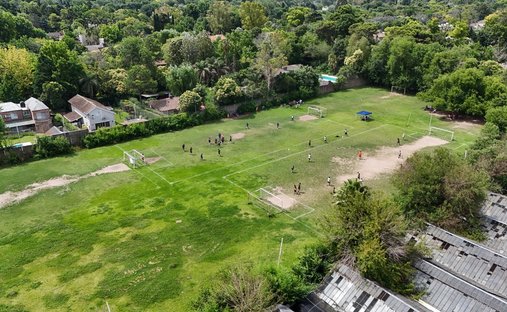 Land in Ingeniero Pablo Nogués, Provinz Buenos Aires, Argentinien 1