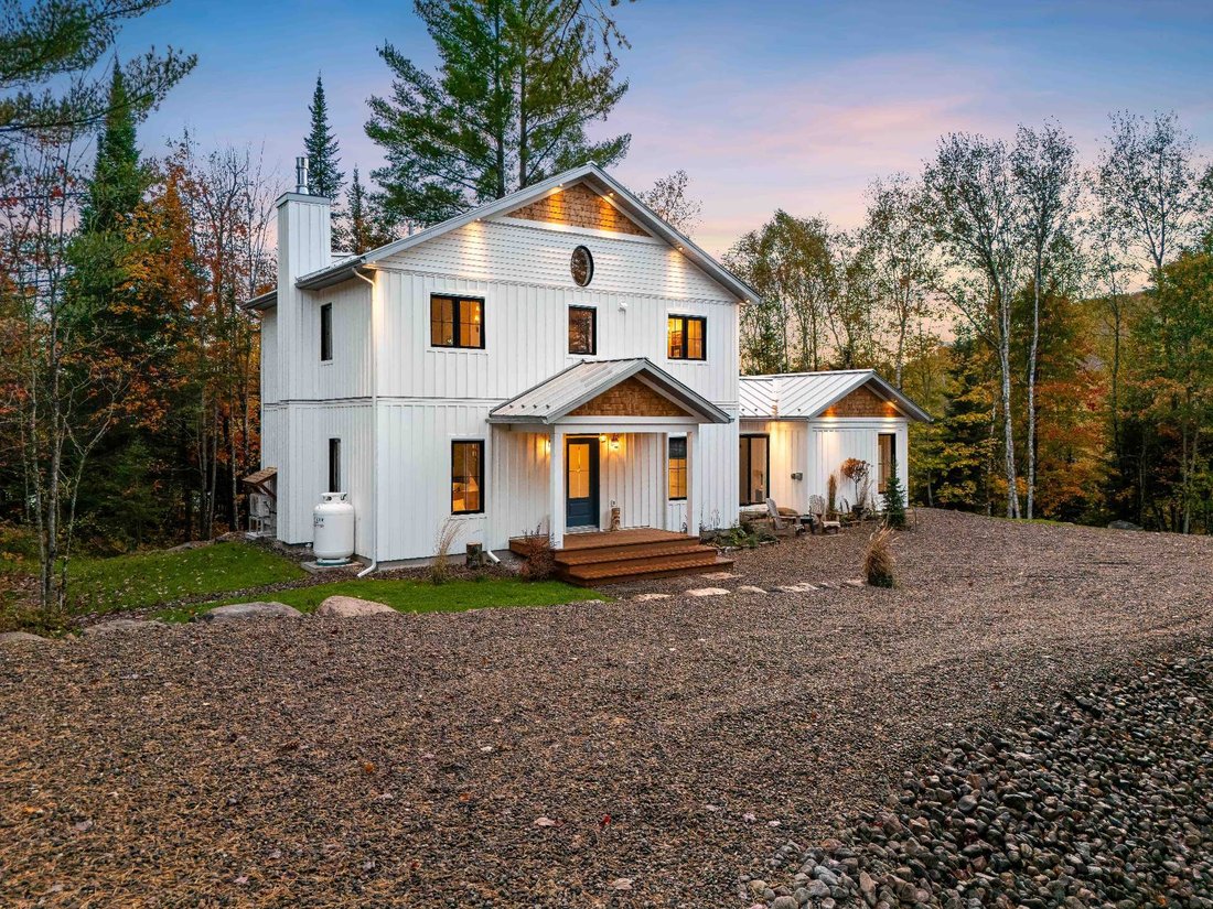 Haus in Mont-Tremblant, Québec, Kanada 4 - 19164429