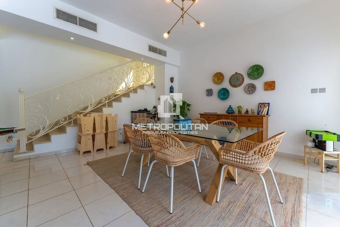 Villa in JVC / Jumeirah Village Circle, Dubai, United Arab Emirates 5 - 19161511