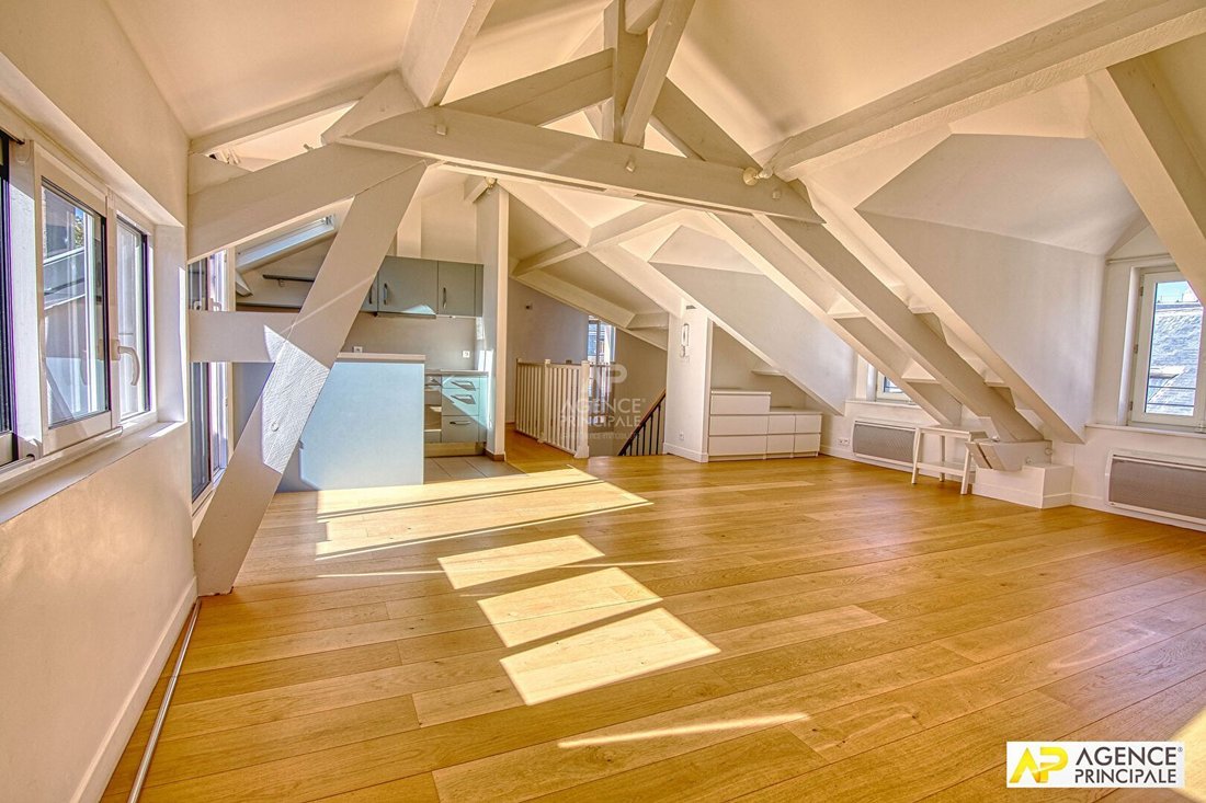 Apartment in Domaine National du Château, Versailles, France 4 - 19164405