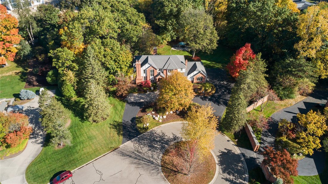 Casa a Bloomfield Hills, Michigan, Stati Uniti 2 - 19165634
