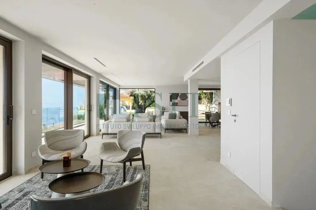 Villa a Cabbe-Saint Roman, Roccabruna, Francia 5 - 15992557