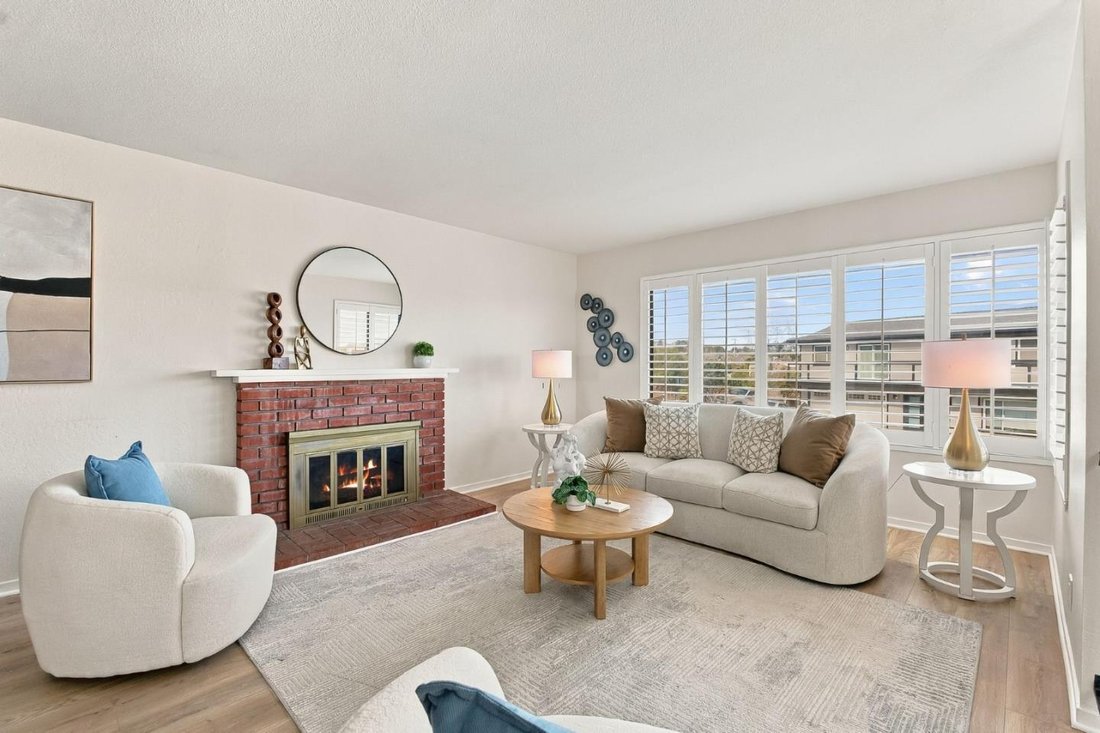 House in South San Francisco, California, United States 3 - 19160135